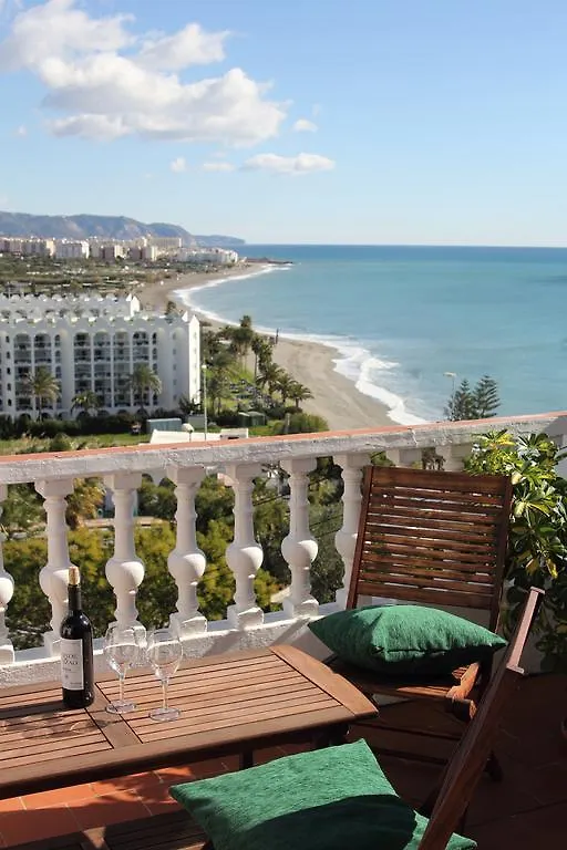 Guest house Hostal Avalon Nerja